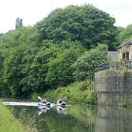 Apartment *f2gh* For Your Relaxed & Cosy + Free Parking + Free Fast Wifi *