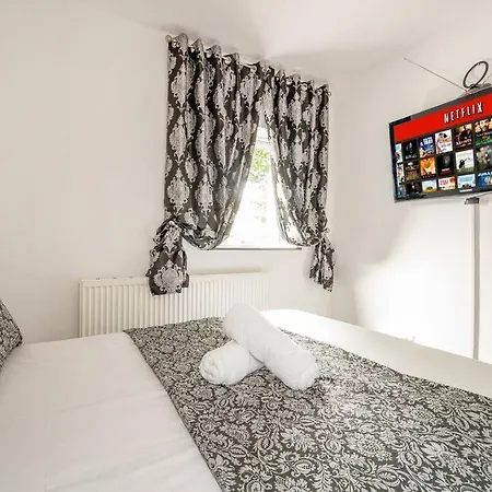 *f2gh* For Your Relaxed & Cosy + Free Parking + Free Fast Wifi * Apartamento
