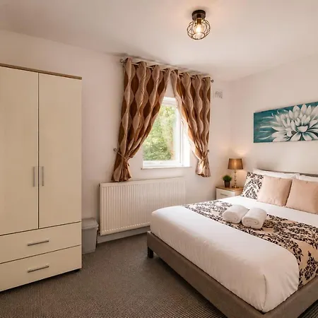 Apartamento *f2gh* For Your Relaxed & Cosy + Free Parking + Free Fast Wifi *