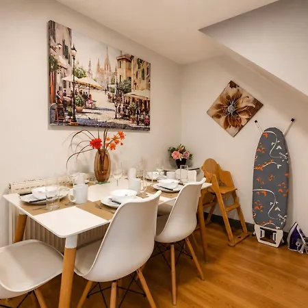 Apartamento *f2gh* For Your Relaxed & Cosy + Free Parking + Free Fast Wifi *