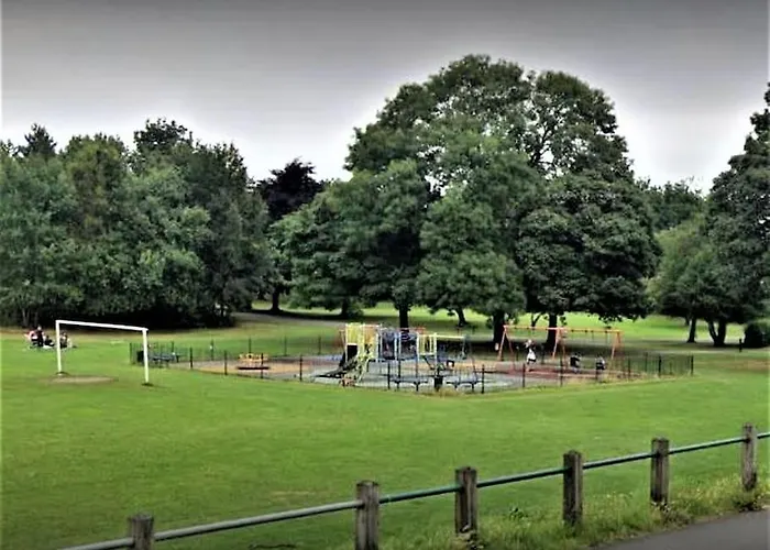 *f2gh* For Your Relaxed & Cosy + Free Parking + Free Fast Wifi * *