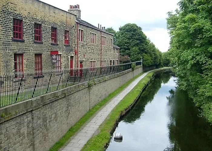 Apartment *f2gh* For Your Relaxed & Cosy + Free Parking + Free Fast Wifi *