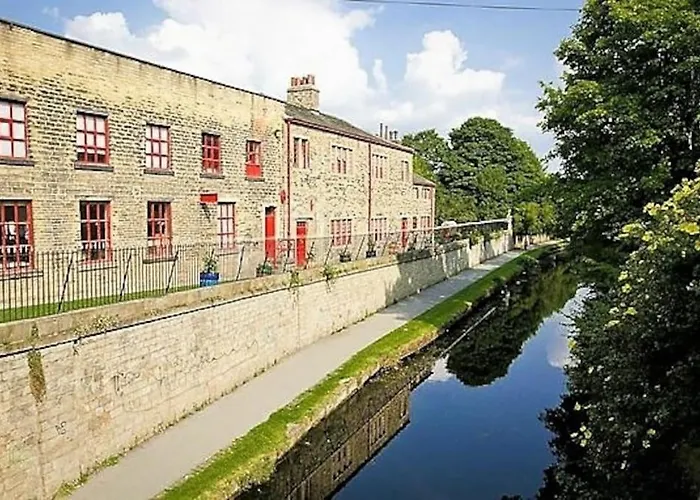 Apartment *f2gh* For Your Relaxed & Cosy + Free Parking + Free Fast Wifi * Leeds (West Yorkshire)